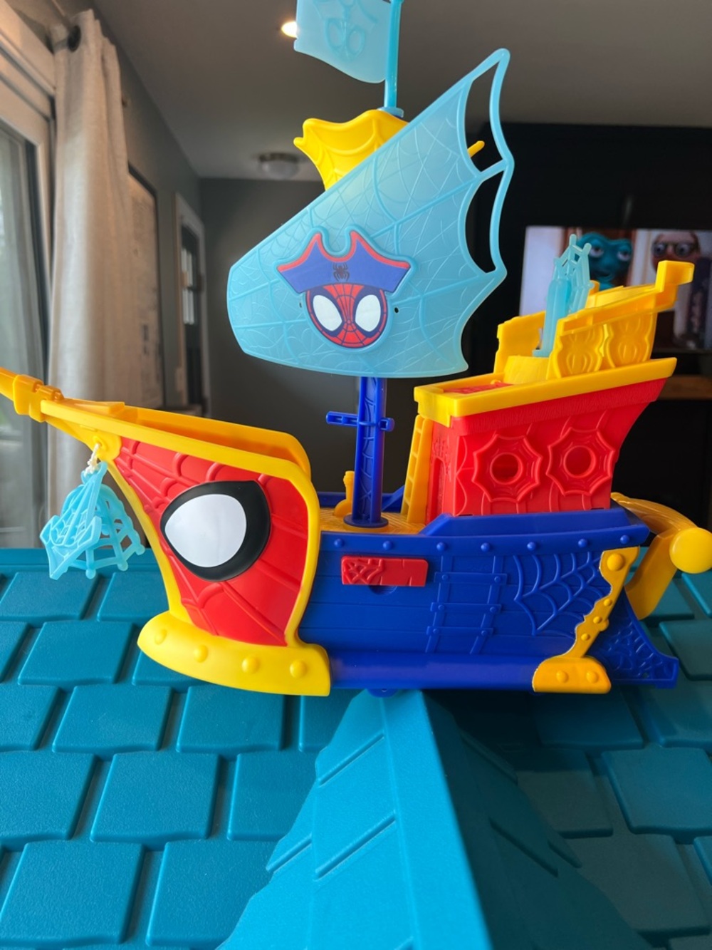 Hasbro Spidey and His Amazing Friends Water-Webs Webs Ahoy Bubble Pirate Ship
